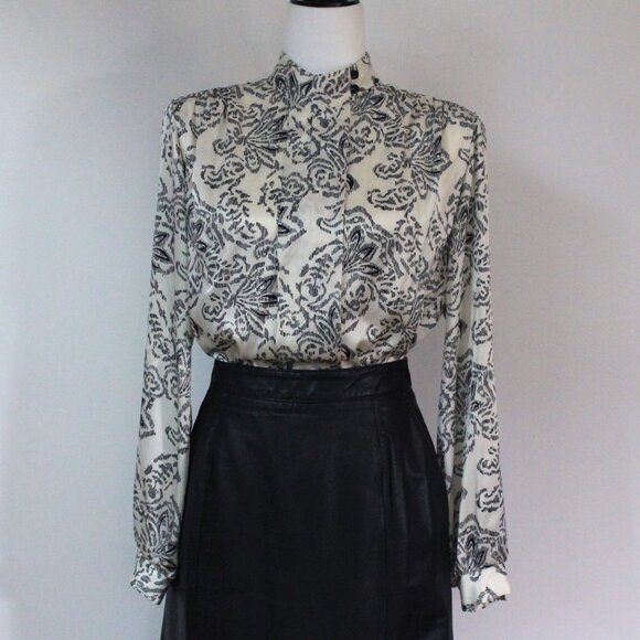 Vintage YVES VENET cream black silky blouse with high neck abstract flor… - Picture 8 of 9